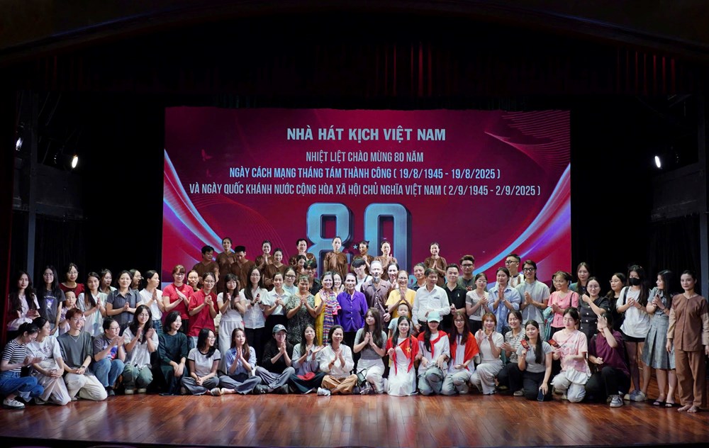 Nhà hát Kịch Việt Nam: Giữ lửa chính kịch, kéo khán giả đến rạp