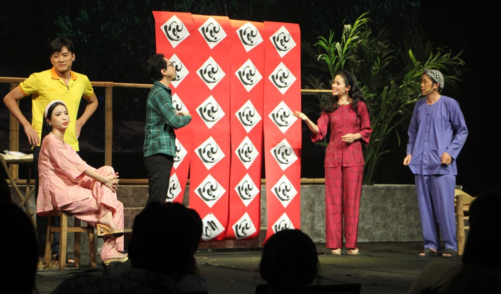 Sân khấu kịch nói: Sức bật mùa Tết và áp lực phía sau ánh đèn