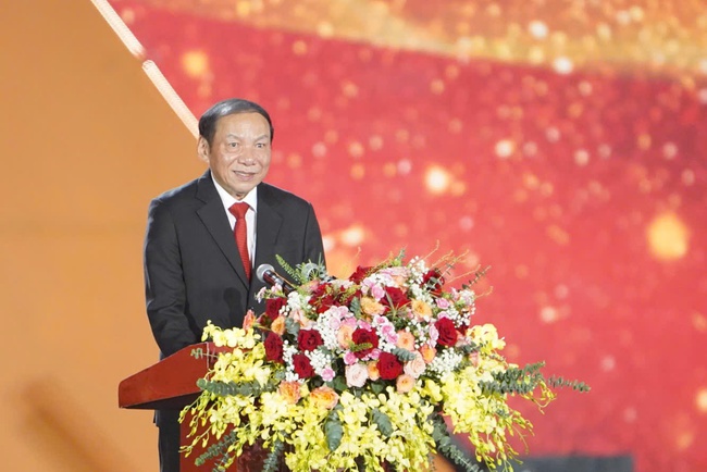Bộ trưởng Nguyễn Văn Hùng: Khi âm nhạc vang lên, lòng người sẽ xích lại để cùng nắm tay kết đoàn dựng xây đất nước