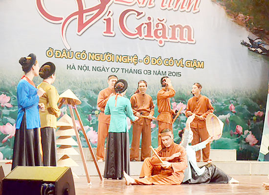 Đưa ví, giặm về miền nắng ấm