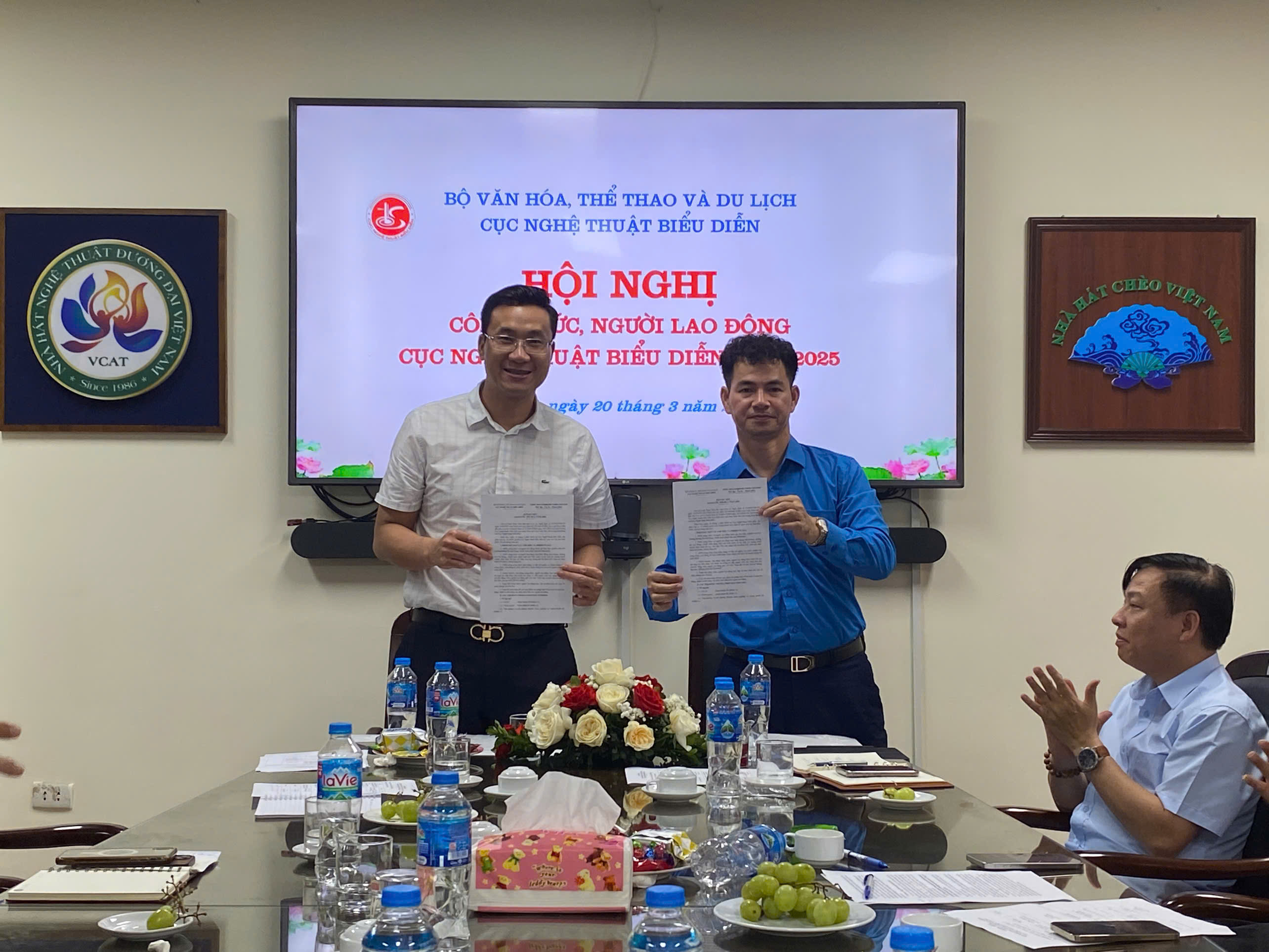 HỘI NGHỊ CÔNG CHỨC, NGƯỜI LAO ĐỘNG CỤC NGHỆ THUẬT BIỂU DIỄN: PHÁT HUY DÂN CHỦ, TĂNG CƯỜNG ĐOÀN KẾT, NÂNG CAO HIỆU QUẢ THỰC THI NHIỆM VỤ