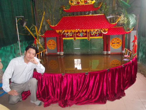 Rối nước thu nhỏ của Việt Nam biểu diễn ở Anh