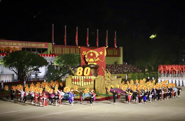 Sơ duyệt cấp Nhà nước Lễ kỷ niệm, diễu binh, diễu hành 80 năm Cách mạng tháng Tám và Quốc khánh 2/9 28/08/2025 | 05:30