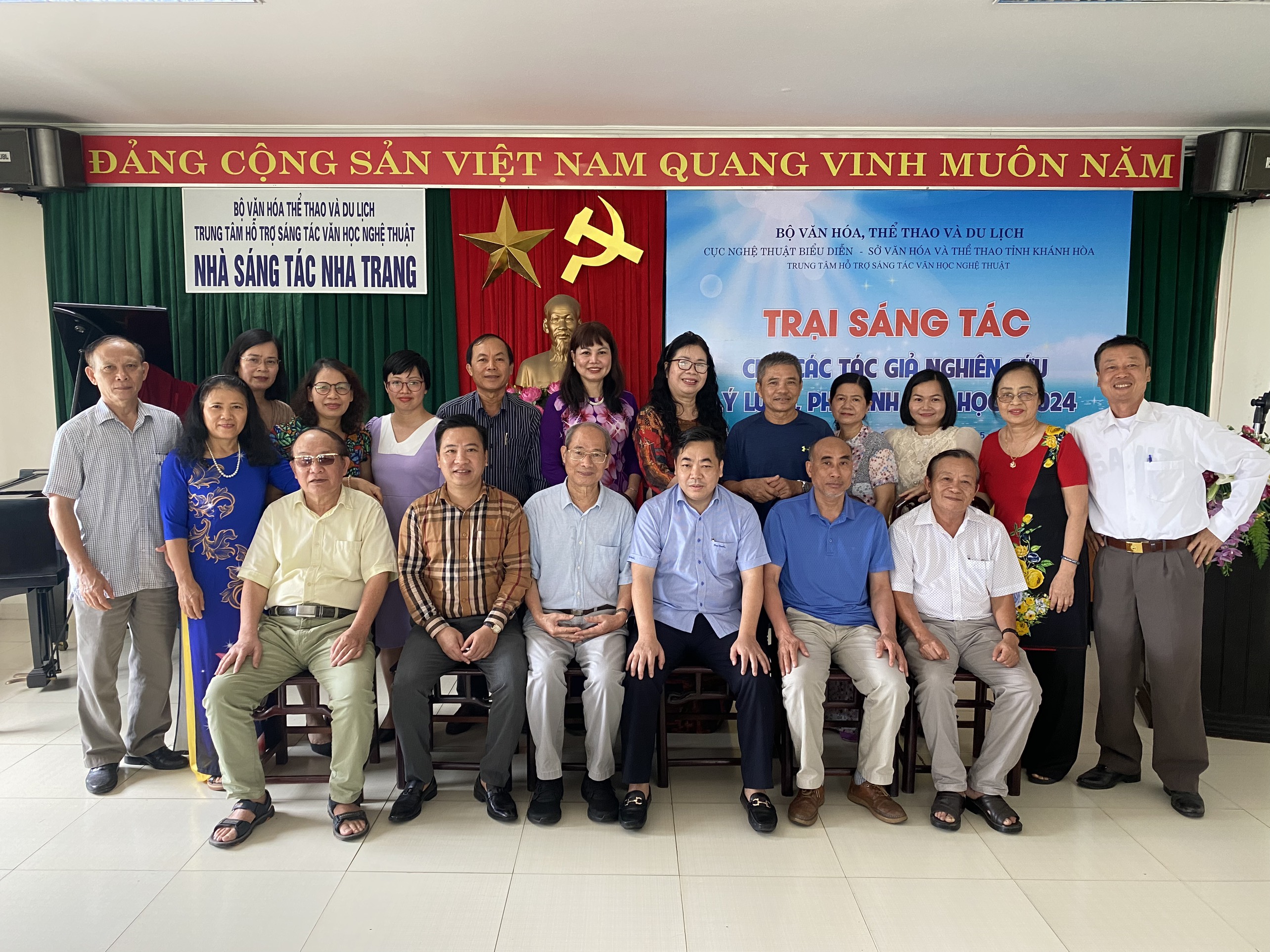 Tổng kết trại sáng tác cho các tác giả nghiên cứu lý luận,  phê bình văn học - 2024