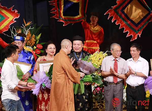 Vinh danh các nghệ nhân dân gian hát Văn