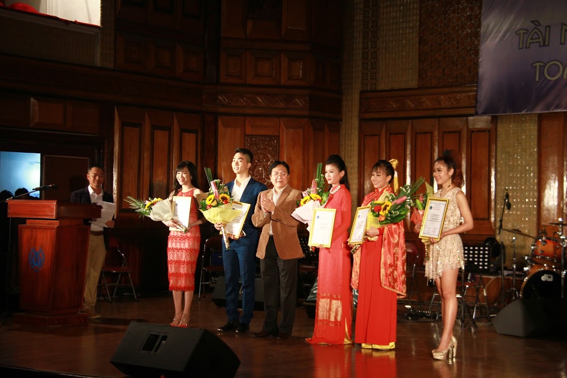 05 Huy chương Vàng tại cuộc thi “Tài năng trẻ Âm nhạc toàn quốc 2016”