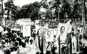 40 năm bài hát “Như có Bác trong ngày đại thắng”