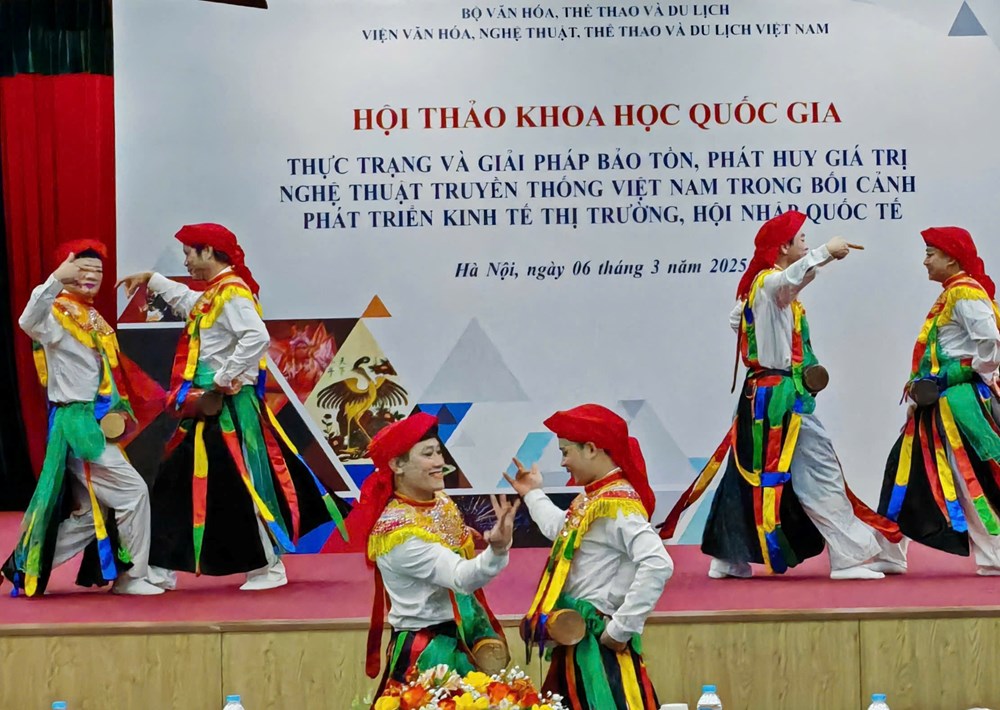 Bảo tồn nghệ thuật truyền thống: Giữ giá trị xưa, hòa nhập thời đại mới