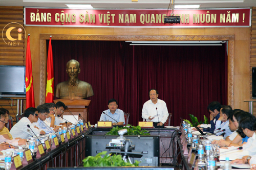 Bộ trưởng Hoàng Tuấn Anh làm việc với Bộ trưởng Bộ Giao thông vận tải Đinh La Thăng