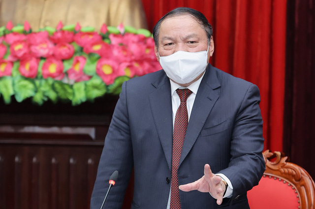Bộ trưởng Nguyễn Văn Hùng: Tiếp cận thực tiễn, “nhìn tận mắt, sờ tận tay” để đổi mới cách làm, chuyển từ tư duy làm văn hóa sang quản lý văn hóa