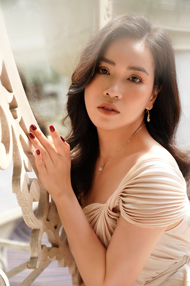 Ca sĩ Phan Thu Lan: Hát nhạc tình để được là chính mình!