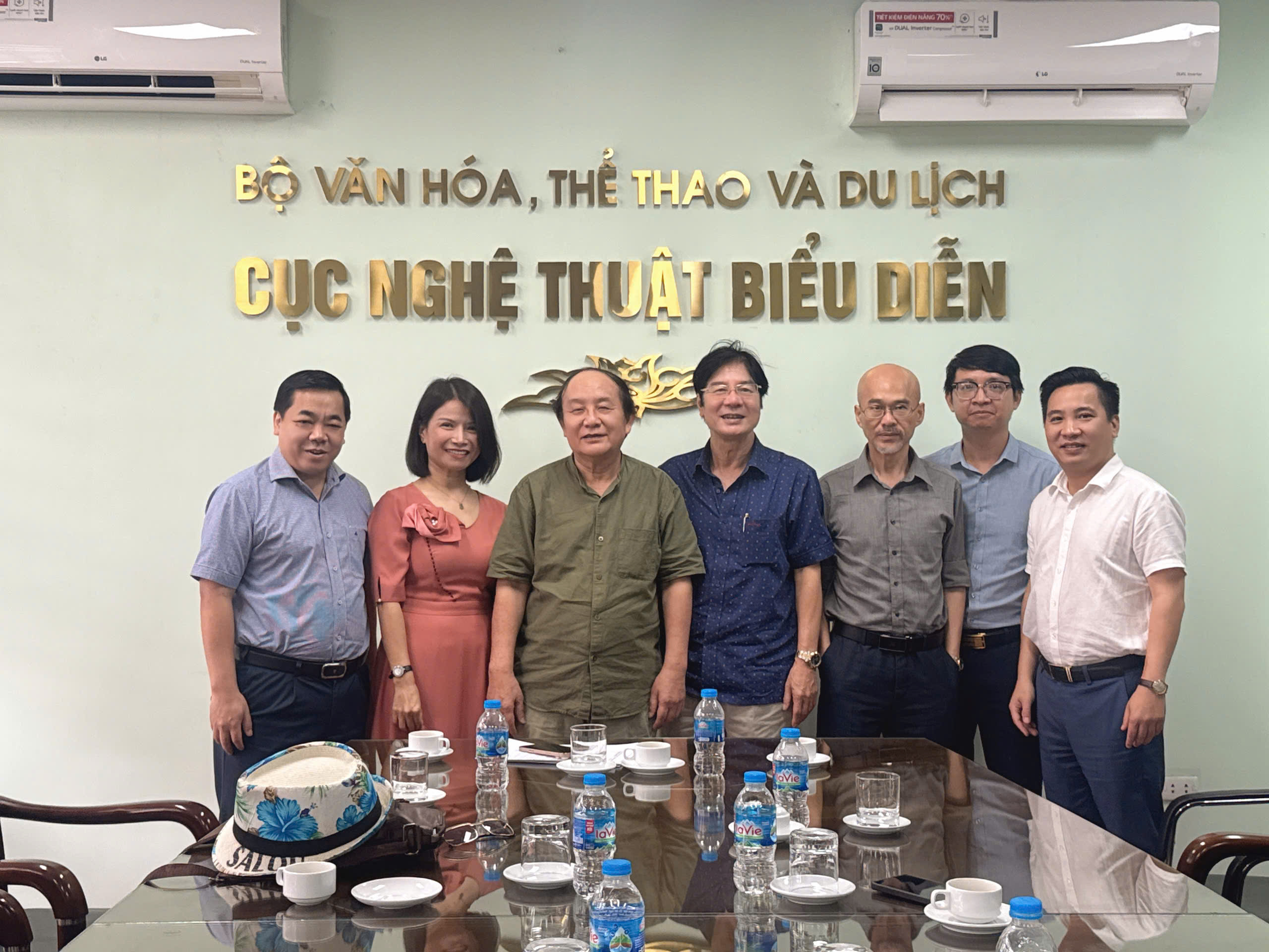 Chuẩn hóa ngôn ngữ trong giải thích từ ngữ tại dự thảo  Nghị định quy định về khuyến khích phát triển văn học