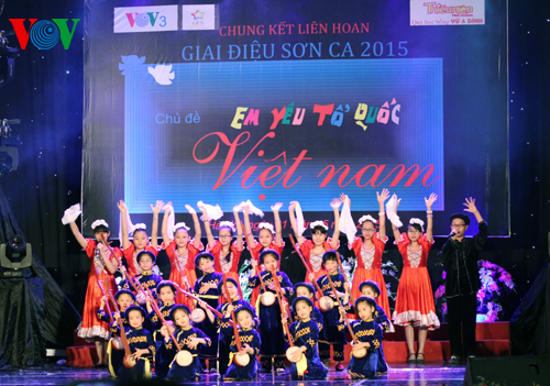 Chung kết Liên hoan Giai điệu sơn ca 2015