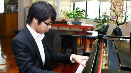 Chương trình “Hòa Bình Concert lần thứ I” tại Việt Nam