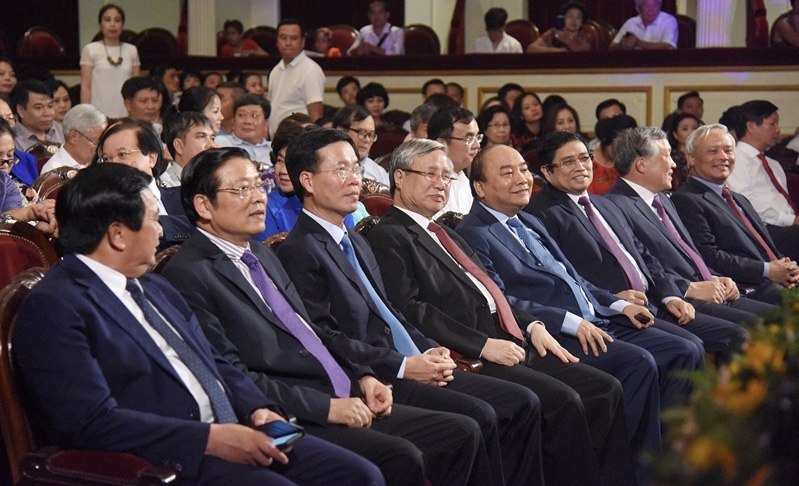 Chương trình nghệ thuật “Lời Bác dặn trước lúc đi xa” Sâu lắng và xúc động