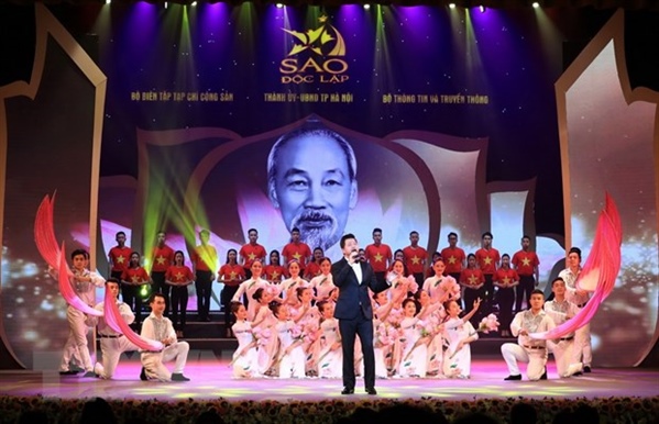 Chương trình “Sao Độc lập” kỷ niệm 75 năm Cách mạng Tháng Tám