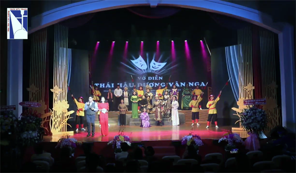 Đêm nghệ thuật đặc biệt “Tiếp bước thời gian” kỷ niệm 45 năm Nhà hát Cải lương Trần Hữu Trang
