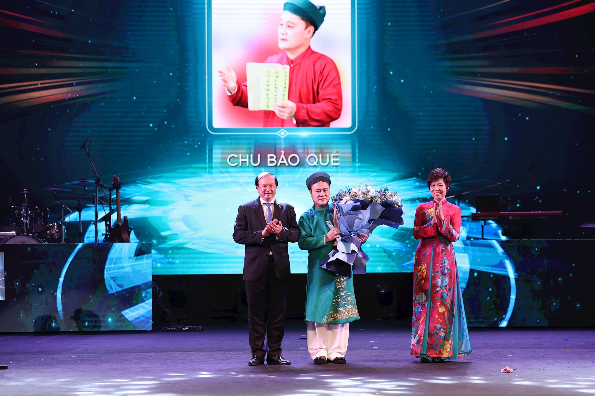 Giải Cống hiến 2025: SOOBIN lập hattrick, Tùng Dương tiếp tục được vinh danh