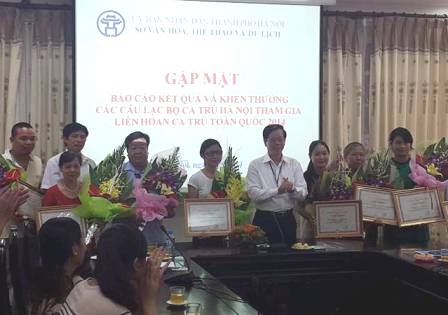 Hà Nội: Khen thưởng các Câu lạc bộ ca trù trên địa bàn thành phố