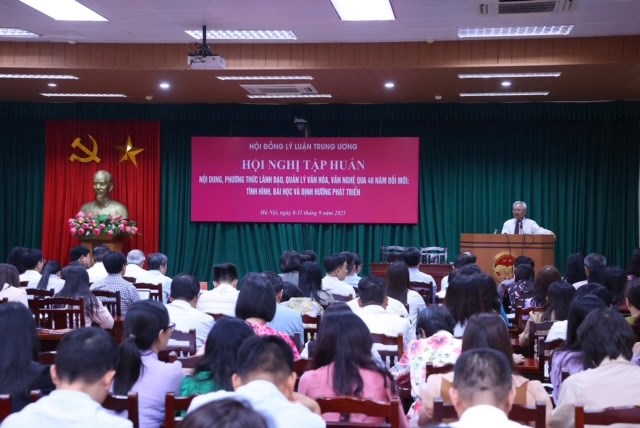 Khai mạc Hội nghị tập huấn về nội dung, phương thức lãnh đạo, quản lý văn hóa, văn nghệ qua 40 năm đổi mới