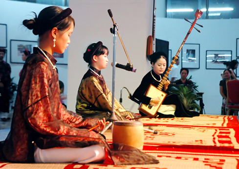 Khó khăn trong truyền dạy âm nhạc truyền thống