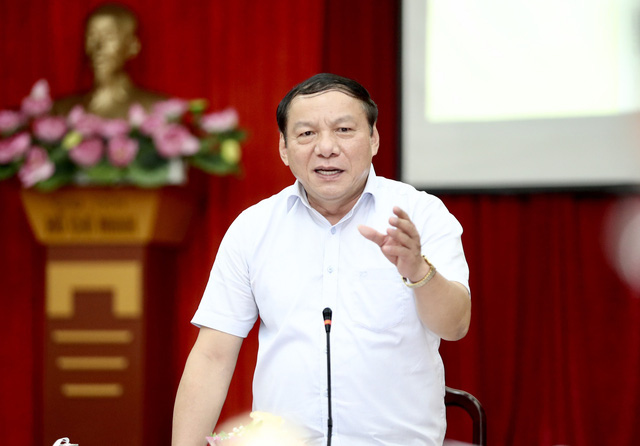 "Lá chắn mềm" loại trừ phản cảm, lố lăng được hình thành khi nhiệm vụ xây dựng văn hoá trở thành thường trực, tự nguyện