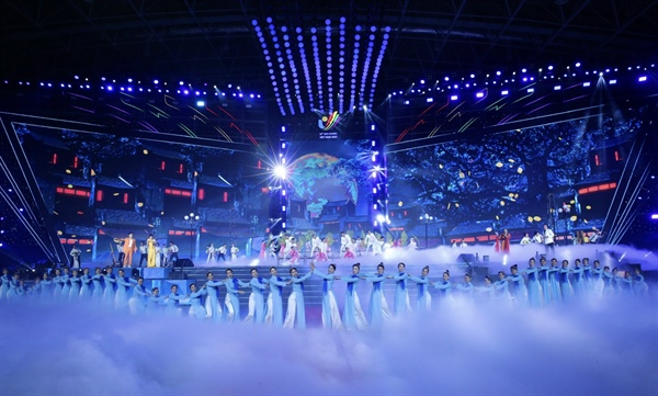 Lễ bế mạc SEA Games 31: Da diết câu Quan họ giã bạn
