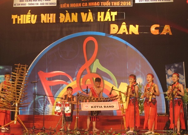 Liên hoan Giai điệu Sơn ca năm 2015