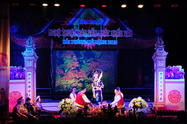 Liên hoan nghệ thuật hát Văn và Chầu văn Hải Phòng mở rộng 2015