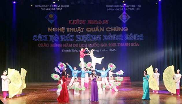 Liên hoan nghệ thuật quần chúng “Câu hò nối những dòng sông”