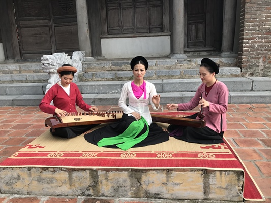Mở lối vào dân ca