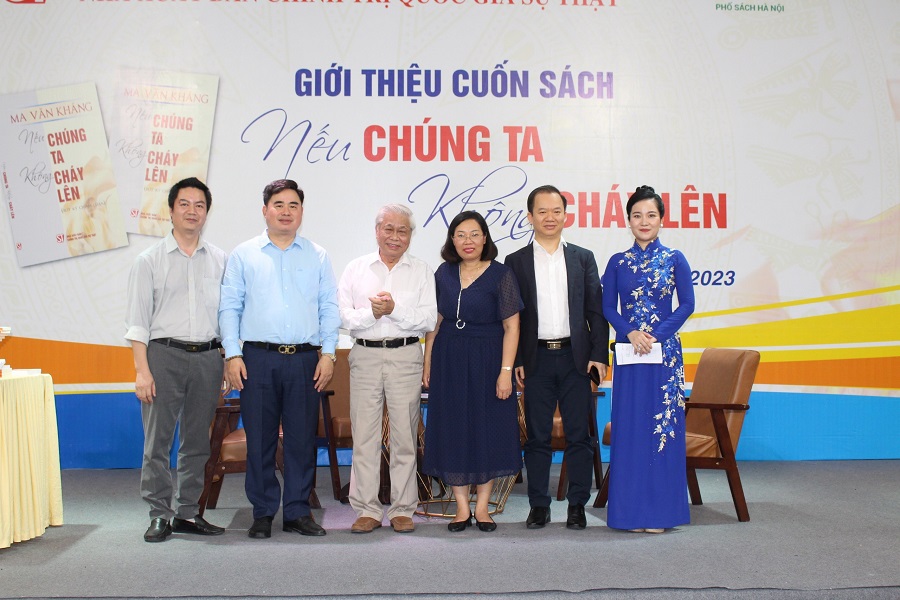 Chất chứa suy tư của Ma Văn Kháng 'Nếu chúng ta không cháy lên'