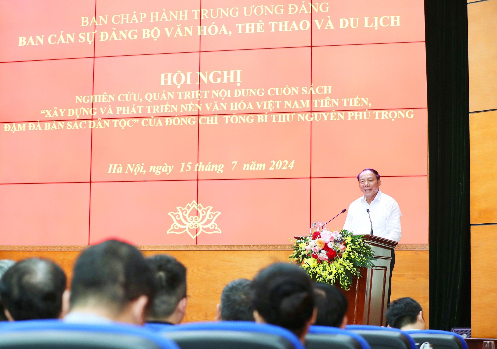 Ngành văn hóa phải đáp ứng được kỳ vọng của Tổng Bí thư: Văn hóa phải được đặt ngang hàng với kinh tế, chính trị, sử dụng sức mạnh mềm để khẳng định vị thế quốc gia