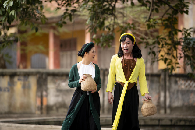 NSND Công Lý hoá cô Cám trong MV của ca sĩ Đinh Hiền Anh