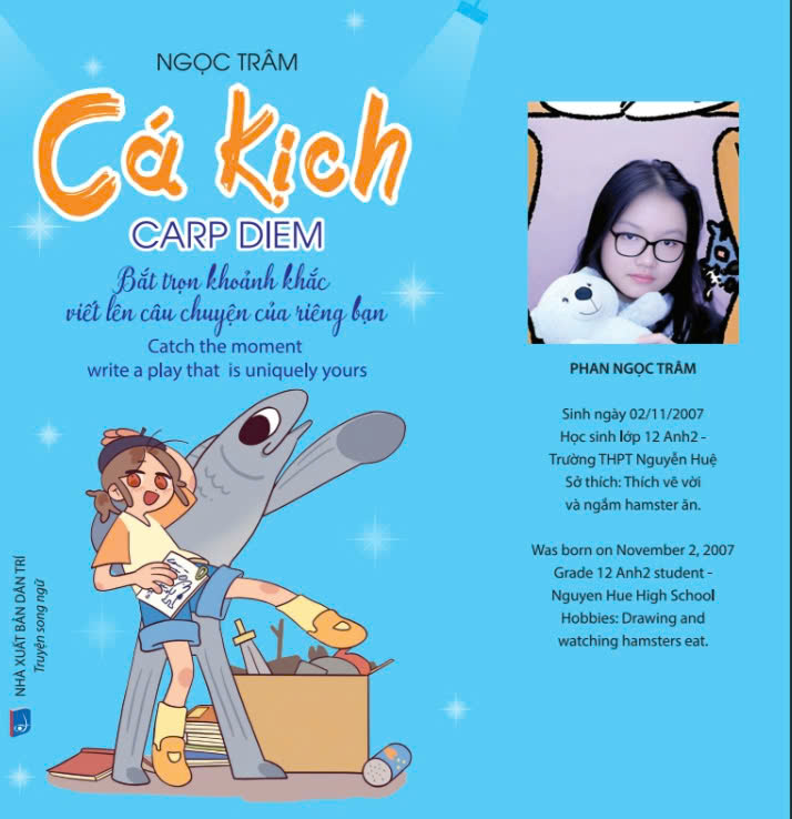 Nữ sinh lớp 12 ra mắt sách song ngữ thể hiện ước vọng của người Việt trẻ