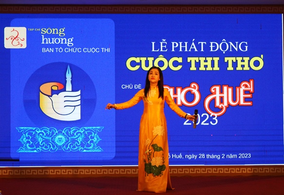 Phát động cuộc thi "Thơ Huế 2023"