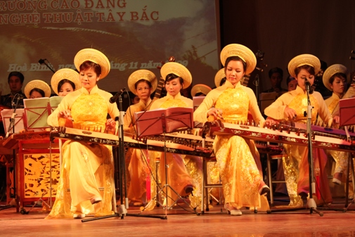 Phụ cấp ưu đãi với người làm việc trong lĩnh vực NTBD: “Cú hích” cho các nghệ sĩ yên tâm với nghề