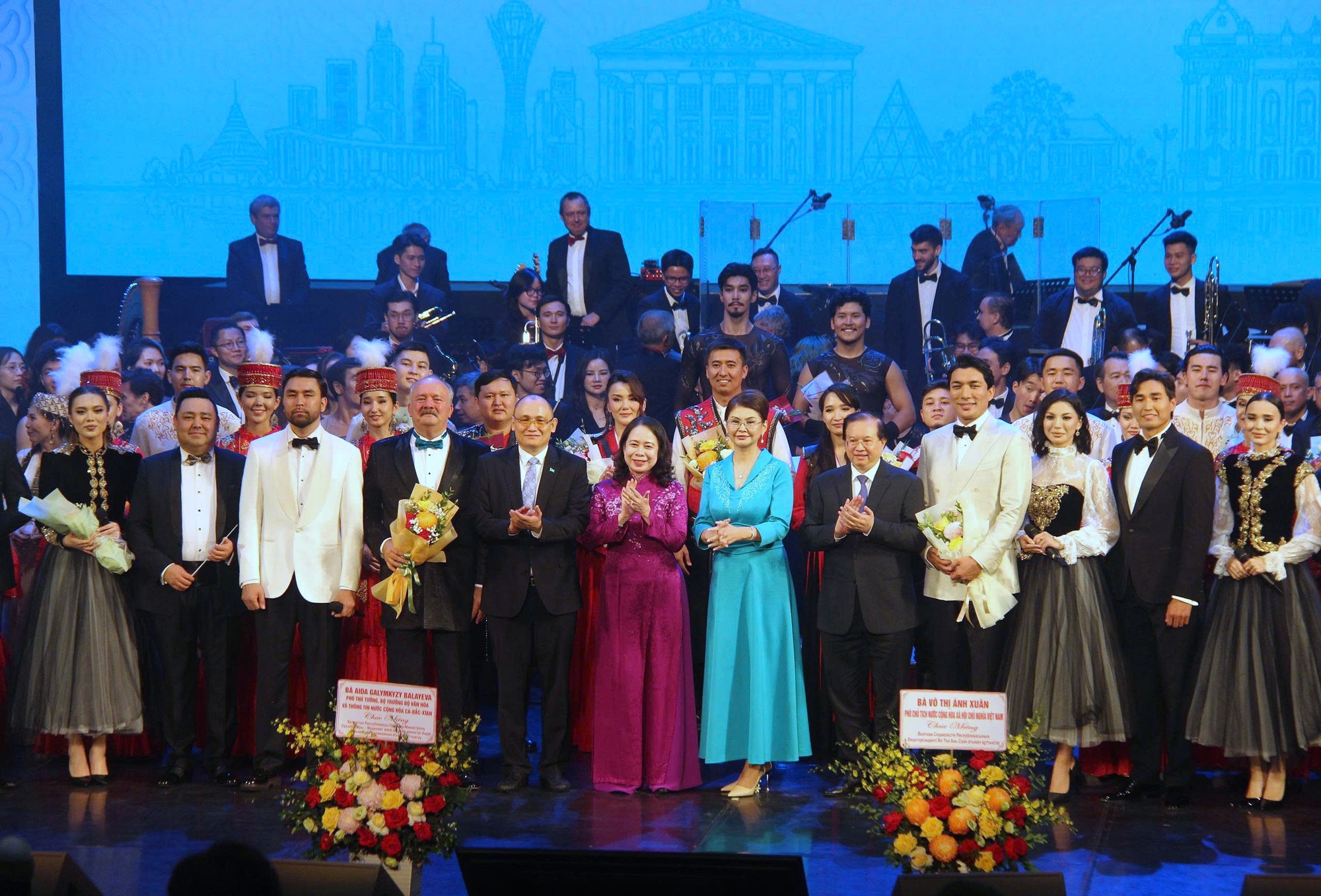 Thắt chặt tình hữu nghị Việt Nam - Kazakhstan qua giai điệu nghệ thuật