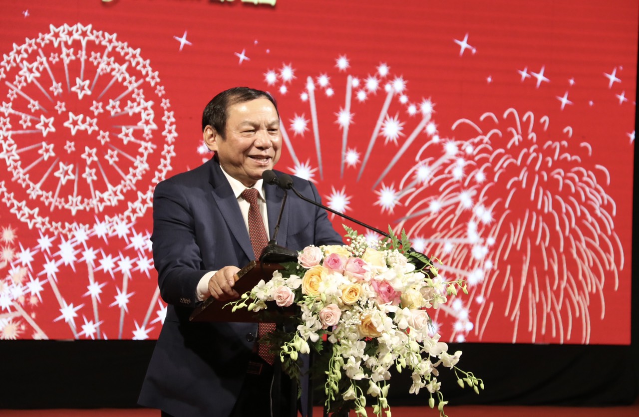 Thư chúc mừng của Bộ trưởng Nguyễn Văn Hùng nhân kỷ niệm 77 năm Ngày truyền thống Ngành Văn hóa