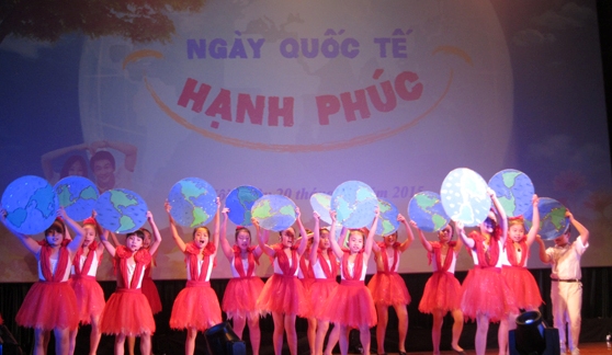 ​Tổ chức Đêm giao lưu văn hóa nghệ thuật “Yêu thương và chia sẻ”