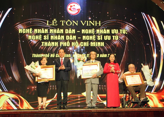 TP.HCM tôn vinh Nghệ nhân nhân dân, Nghệ nhân ưu tú, Nghệ sĩ nhân dân, Nghệ sĩ ưu tú