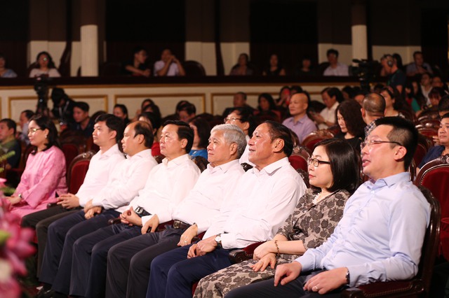 Việt Nam - Khát vọng vươn xa: Chương trình nghệ thuật mang ý nghĩa chính trị sâu sắc