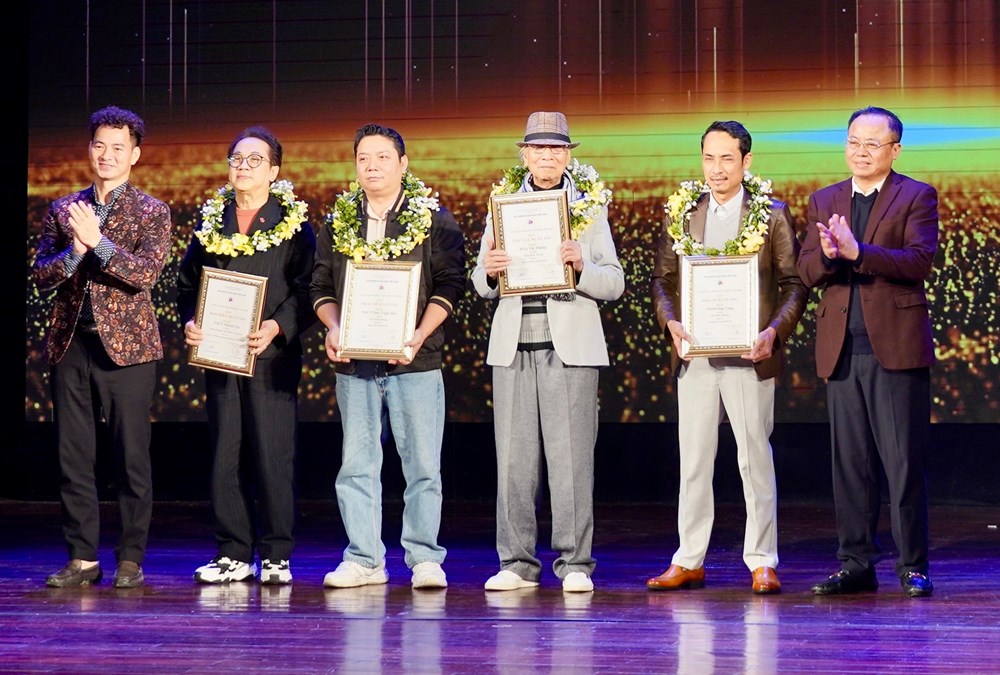 Trao Giải thưởng sân khấu Việt Nam năm 2024