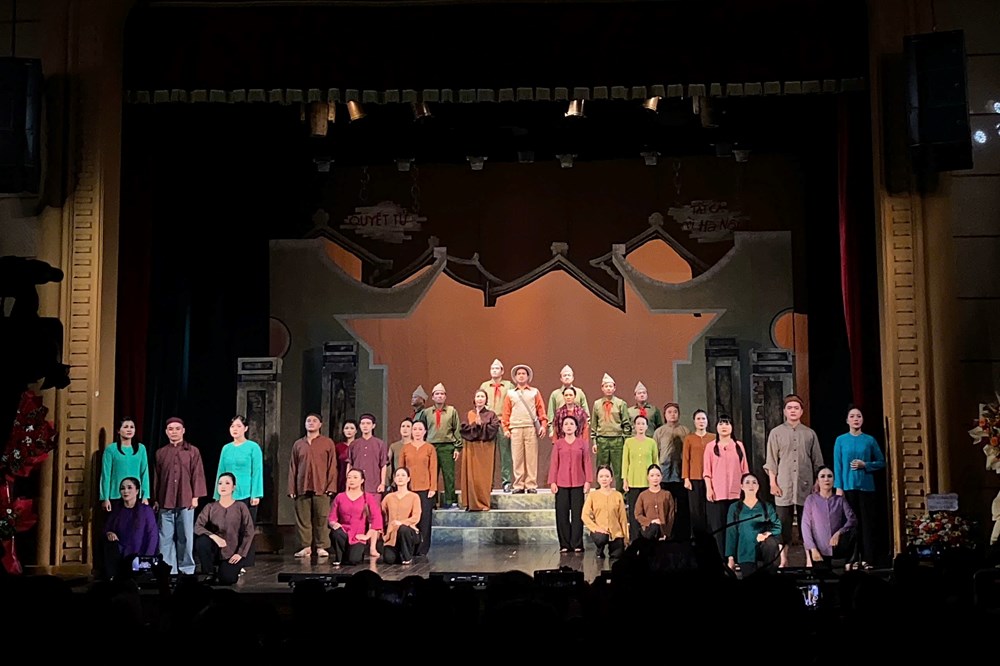 Vở tuồng “Dấu thiêng Hà Nội”: Hào khí cách mạng trên sân khấu tuồng