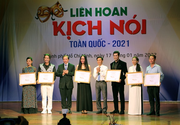 Khí thế mới cho sân khấu kịch TP.HCM
