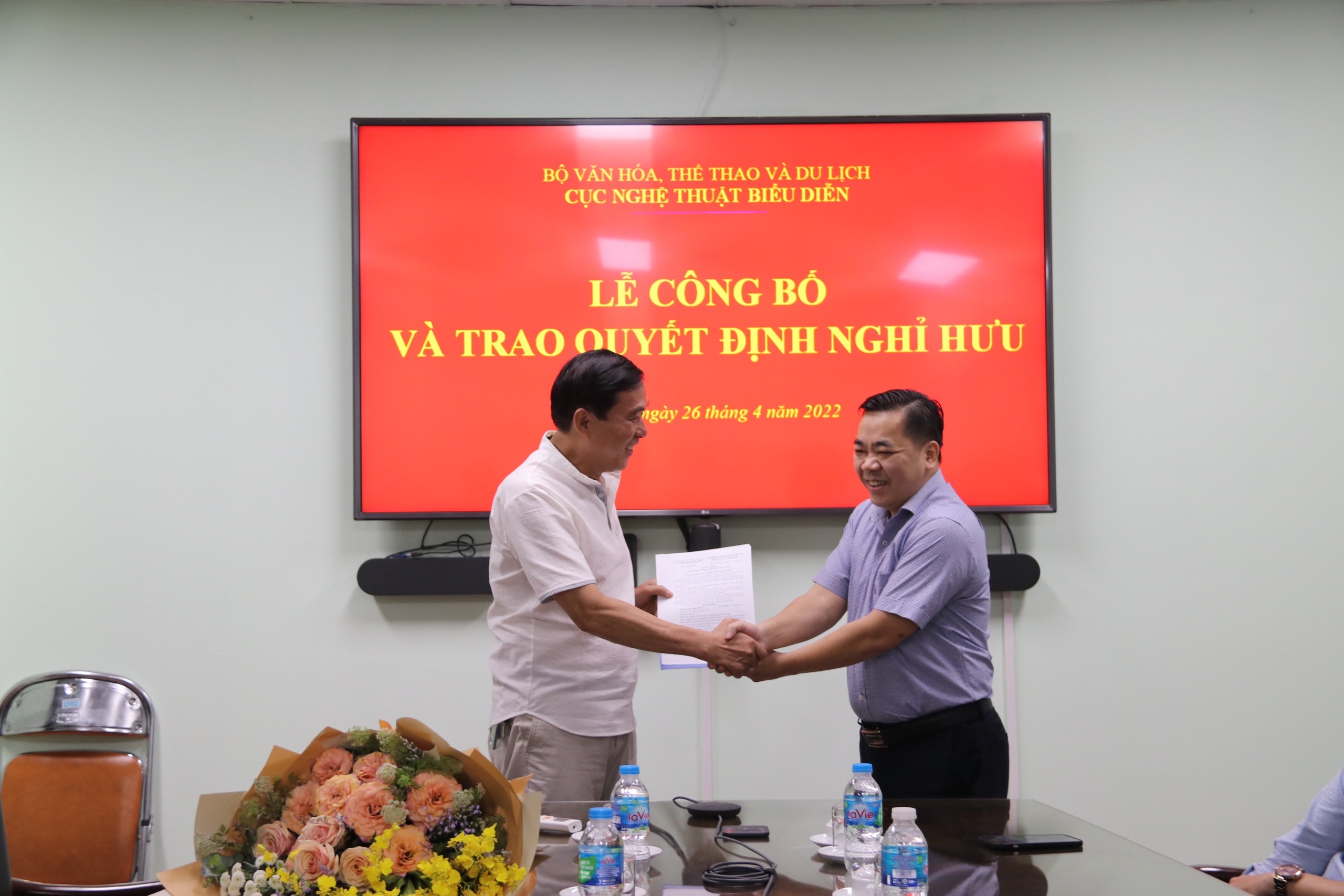 Lễ công bố và trao quyết định nghỉ hưu NSƯT Đỗ Kỷ