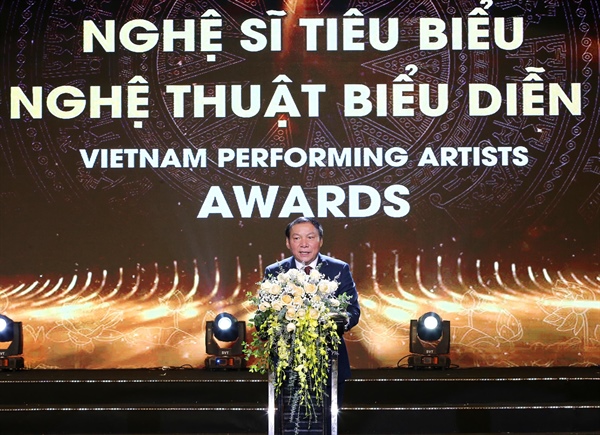 Những hình ảnh đẹp trong Chương trình Vinh danh các gương mặt nghệ sĩ tiêu biểu lĩnh vực Nghệ thuật năm 2022