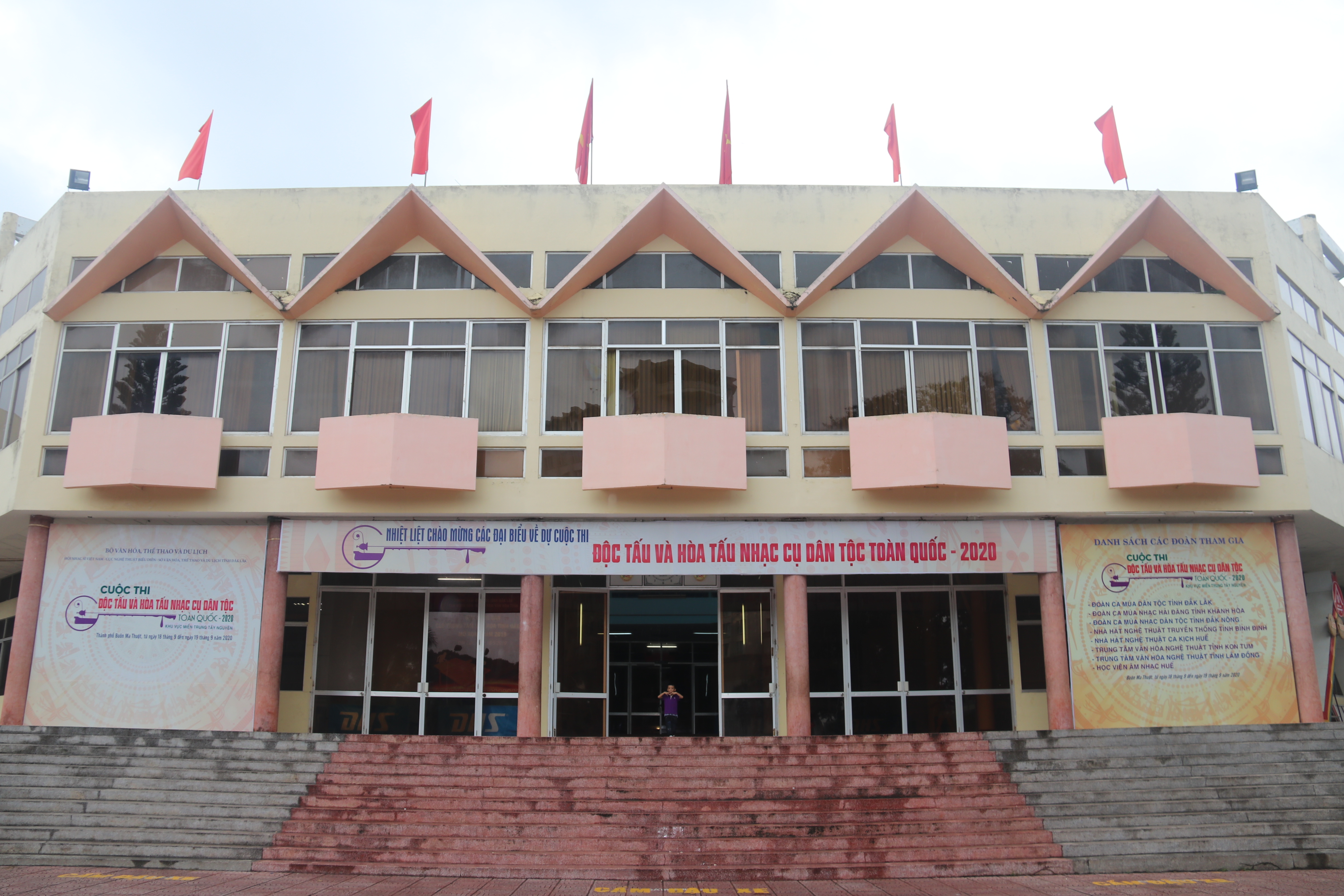 Sôi nổi công tác chuẩn bị cho Cuộc thi “Độc tấu và Hòa tấu nhạc cụ dân tộc toàn quốc - 2020”.