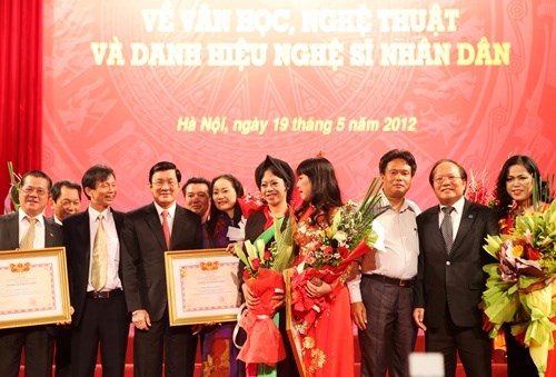 Thành lập Hội đồng cấp Nhà nước xét tặng danh hiệu “Nghệ sĩ Nhân dân”, “Nghệ sĩ Ưu tú” lần thứ 8 - năm 2015