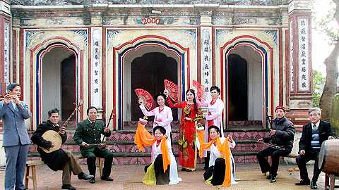 Tổ chức Liên hoan Diễn xướng dân gian Chèo sân đình Khu vực Đồng bằng sông Hồng mở rộng năm 2016